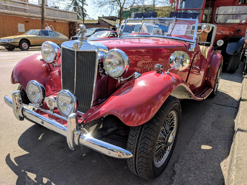 Illustration for article titled Fort Langley St. George's Day (mostly) British Car Show